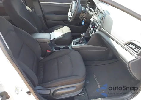 2019 Hyundai Elantra Se from USA, damaged, VIN 5NPD74LF8KH411799